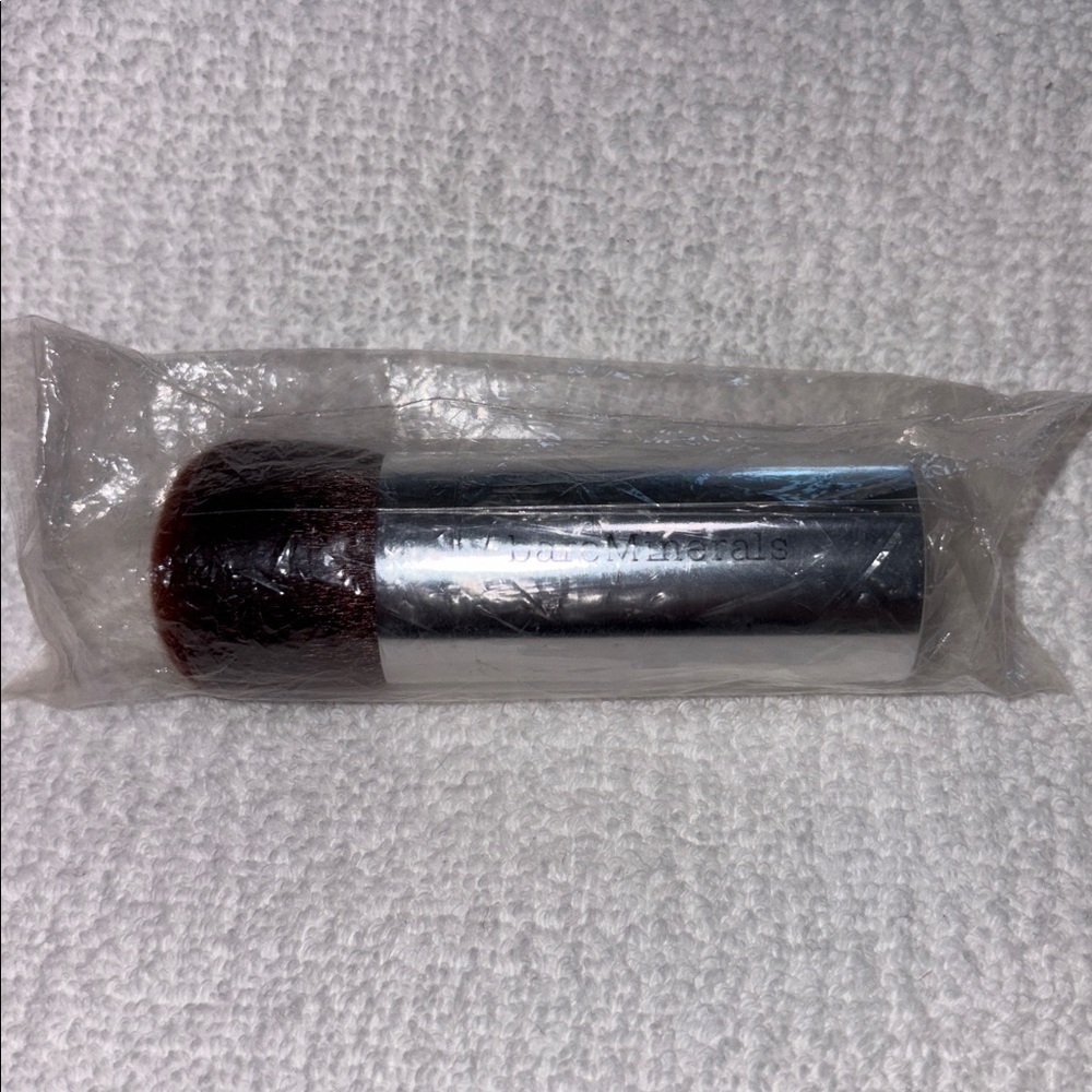 bareMinerals Seamless Buffing Brush